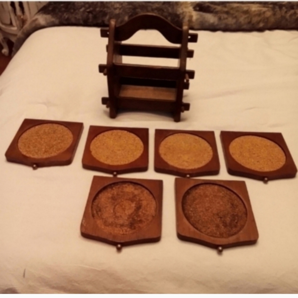 Vintage Wooden Cork 6 Coasters Set with Holder 2 Are Discolored But Usuable